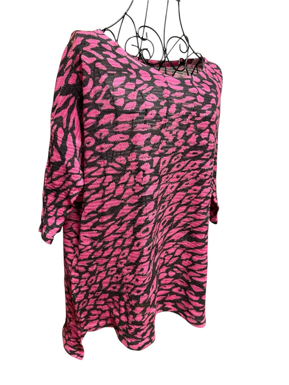Nally & Millie Pink and Black Abstract Knit Top S/M